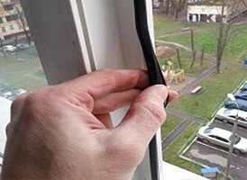 Замена уплотнительной резинки пластикового окна